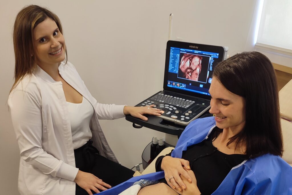 Ecografía mujer, ecografía embarazo, control de embarazo, ecografía